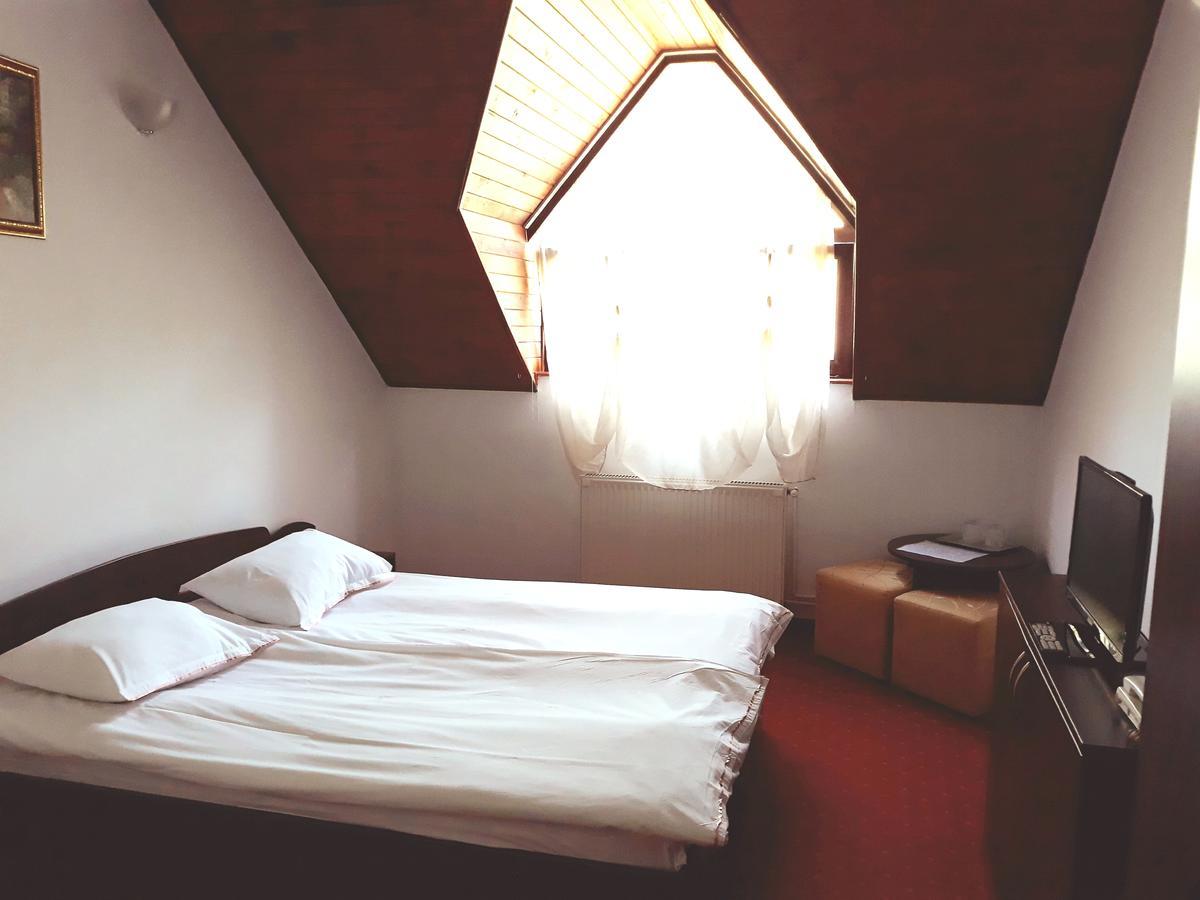 Motel Din Darste Săcele Exteriér fotografie
